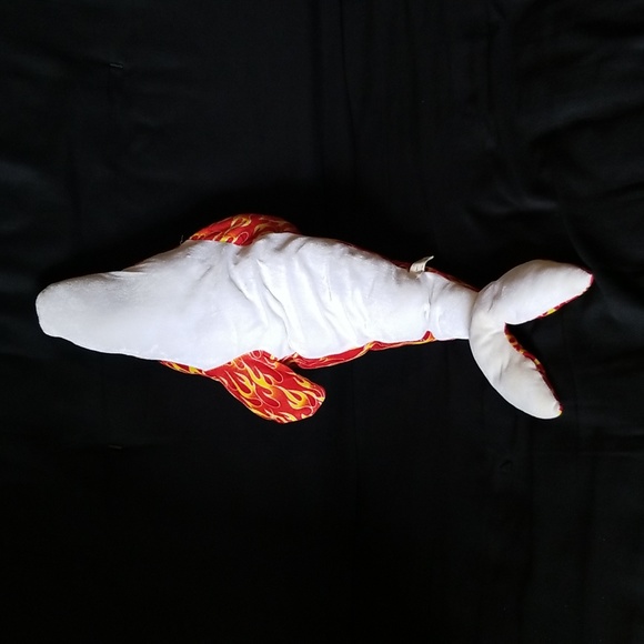 Dolphin Suff Animal with Fire print on top and white belly - Picture 3 of 4